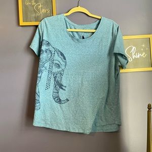 St. Johns bay elephant shirt pxxl